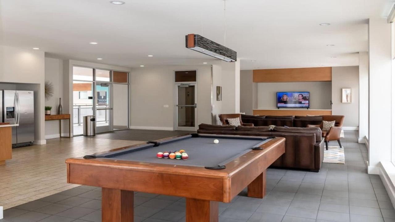Downtown Dallas Cozysuites With Gym #9 المظهر الخارجي الصورة